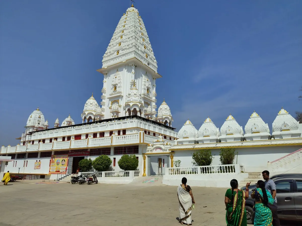 Narsinghpur Famous Tourist Places Jhoteshwar Temple Paramhansi narsinghpur